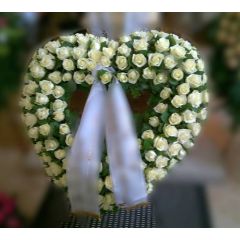 Begräbnis  Rosenherz weiß